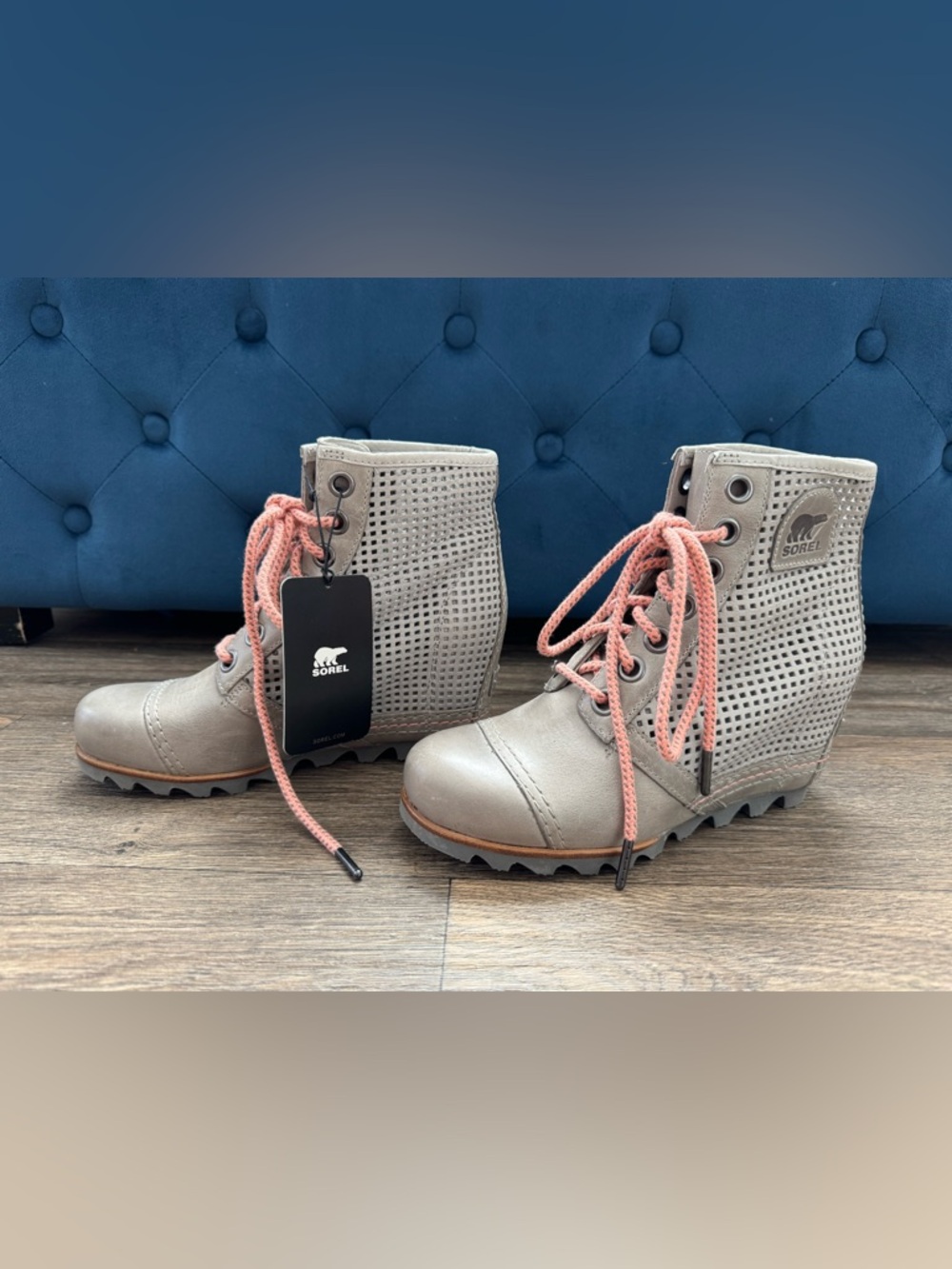 SOREL Women's Waterproof Gray Leather Lace-Up Ankle Bootie US 7 EU 38